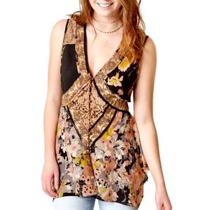 Gimmicks by BLE Boho Sleeveless Top Size L